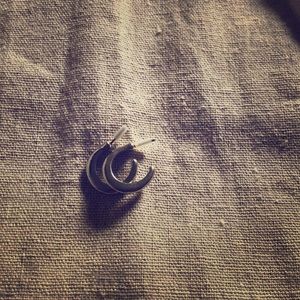 Super cute hoop earrings